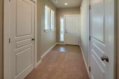 20387 Lois Way, Bend, OR 97702 - photo 5