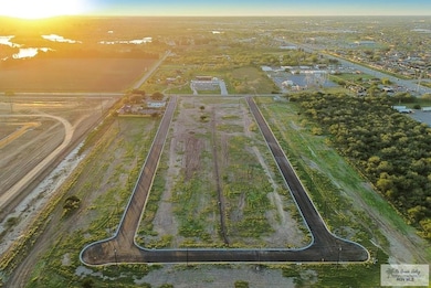 38533 Walker St unit 4, Brownsville, TX 78521 - photo 3