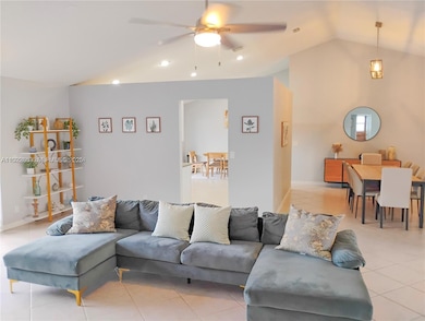 6043 Sunberry Cir, Boynton Beach, FL 33437 - photo 5