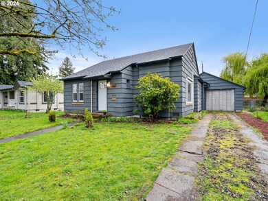 418 S River St, Newberg, OR 97132 - photo 3