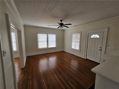 Living room 3
