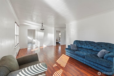 303 W Magnolia St, Centralia, WA 98531 - photo 5