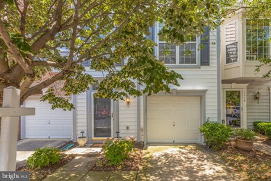5447 Summer Leaf Ln, Alexandria, VA 22312 - photo 3