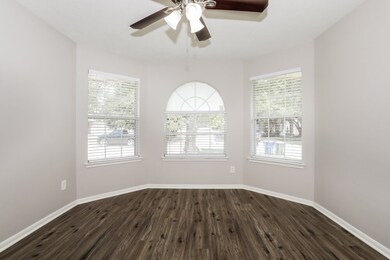 2442 Fox River Ln, Spring, TX 77386 - photo 6