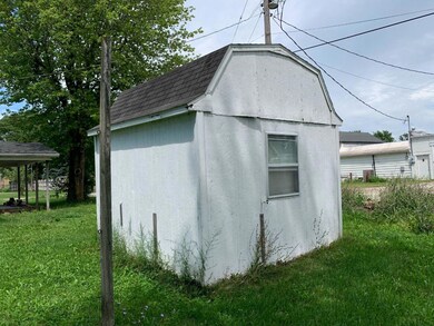 102 W Railroad St, Converse, IN 46919 - photo 2