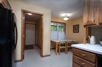 2224 Radcliff Cir-8