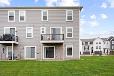 13434 Territorial Cir N, Maple Grove, MN 55369 - photo 7