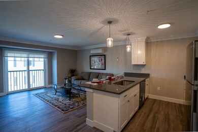 10 4th St unit 403, Dover, NH 03820 - photo 5