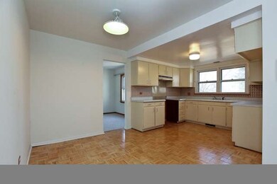 4724 176th St, Country Club Hills, IL 60478 - photo 5