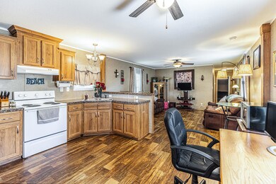Kitchen/Living