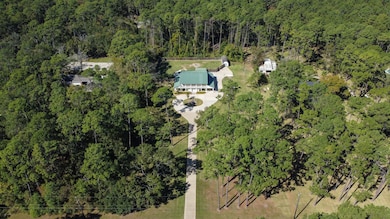 7316 Pine Dr, Alvin, TX 77511 - photo 2