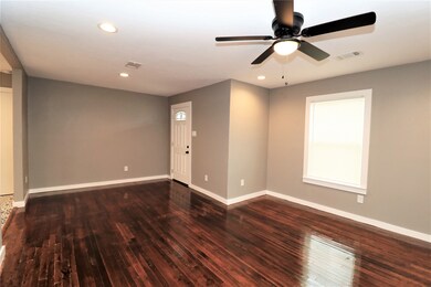 7602 Bellingham Dr, Houston, TX 77028 - photo 6