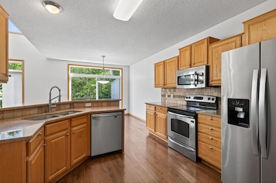 15305 Wilderness Ridge Rd NW, Prior Lake, MN 55372 - photo 7