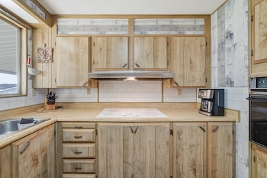 11705 Parey Ave, Red Bluff, CA 96080 - photo 5