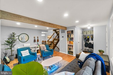 11553 Underoak Ct, Reston, VA 20191 - photo 2