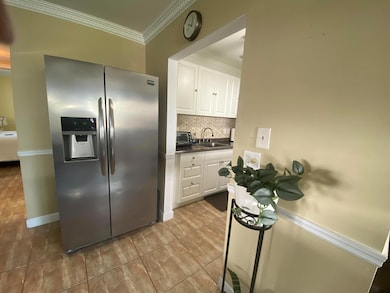 153 Easthampton G, West Palm Beach, FL 33417 - photo 5