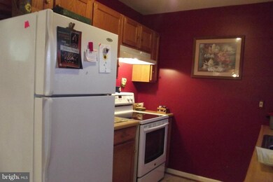 102 Ranson Estates Cir, Ranson, WV 25438 - photo 5