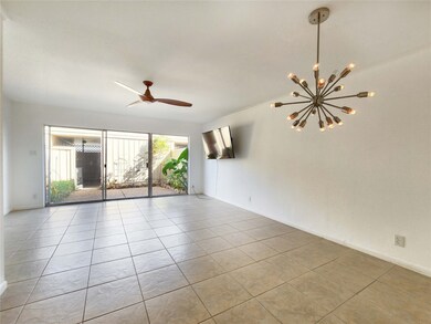 6340 Chevy Chase Dr unit 20, Houston, TX 77057 - photo 2