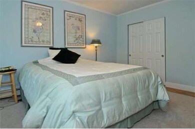 73 Walnut St unit 9, Newtonville, MA 02460 - photo 6