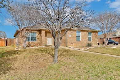 2209 Belmont Park Dr, Denton, TX 76210 - photo 2