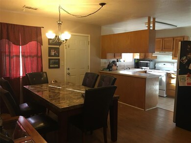 806 Shady Grove Dr, Granbury, TX 76049 - photo 4