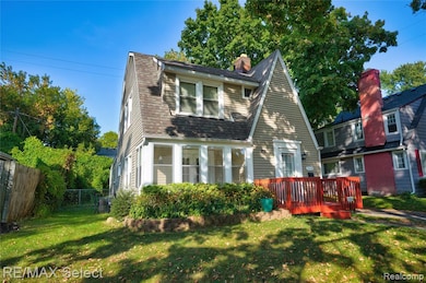 2448 Thomas St, Flint, MI 48504 - photo 2