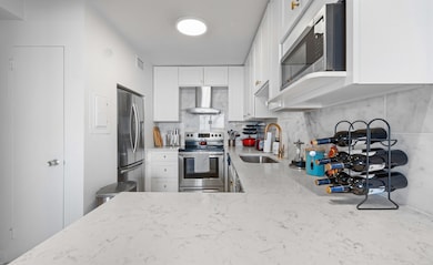 1550 N Lake Shore Dr unit 25E, Chicago, IL 60610 - photo 6