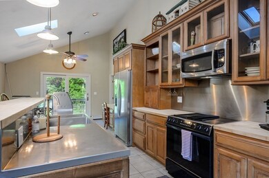 34 Clapp St, Abington, MA 02351 - photo 6