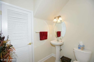 19481 Dover Cliffs Cir, Germantown, MD 20874 - photo 7