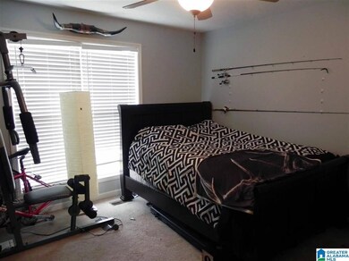 130 Warren Dr, Weaver, AL 36277 - photo 4