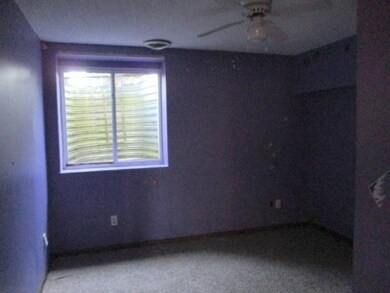 263-448414 Bedroom Lower Level 2