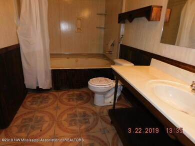 885 Bennett Cir, Byhalia, MS 38611 - photo 7