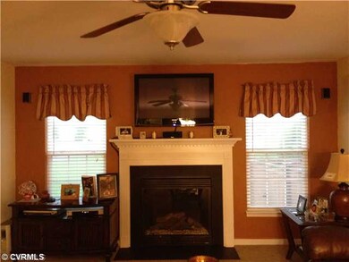 Den/Family/Great Room - Family room with gas firep