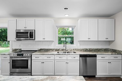 303KellyRd-10