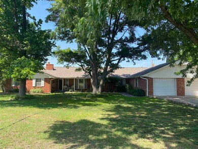 3001 W Bois d Arc Ave, Duncan, OK 73533 - photo 3