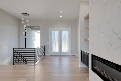 17778 Hammontree Dr, Clive, IA 50325 - photo 4