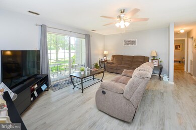 2007 Tanglewood Ct unit 2007, Sewell, NJ 08080 - photo 4