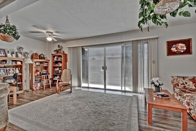 17442 N Boswell Blvd, Sun City, AZ 85373 - photo 4