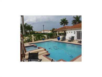 Swimming Pool/Hot Tub/Sauna