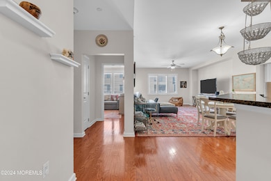 1501 Unit 1710 5