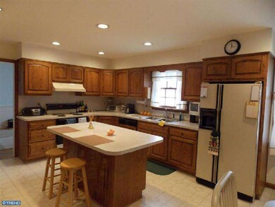 1827 Wynnewood Dr, Vineland, NJ 08361 - photo 6