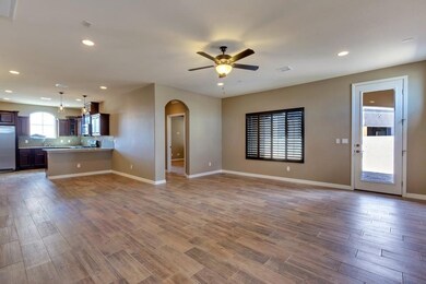14908 Sunnyland Ave, El Paso, TX 79938 - photo 5