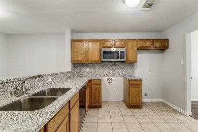 10926 Malden Dr, Houston, TX 77075 - photo 5