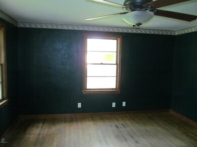 4703 Prunty Ave, Jacksonville, FL 32205 - photo 4