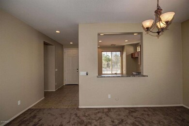 Breakfast Bar & Entry