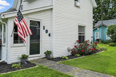 104 W Railroad St, Middle Point, OH 45863 - photo 3