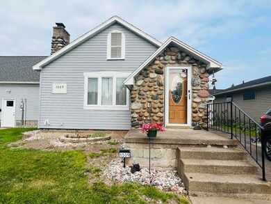 1509 Davitt St, Sault Sainte Marie, MI 49783 - photo 2