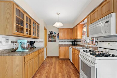 3432 Laporte St, Highland, IN 46322 - photo 7