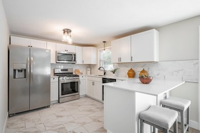 23 Glen Dr, Nashua, NH 03062 - photo 2