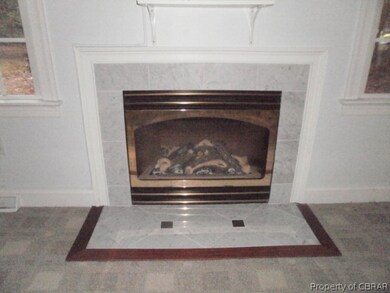 4893 Wakema Rd, West Point, VA 23181 - photo 4